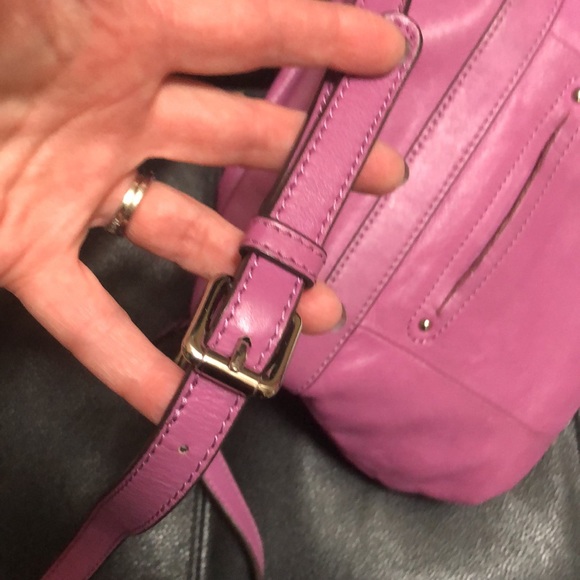 B Makowsky cross body bag - Picture 14 of 16